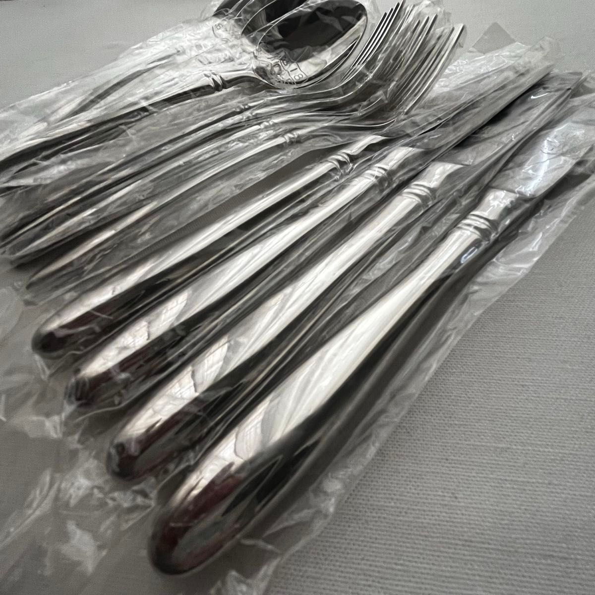 アズマ インペリアル 18-18ステンレス ディナーカトラリーセット