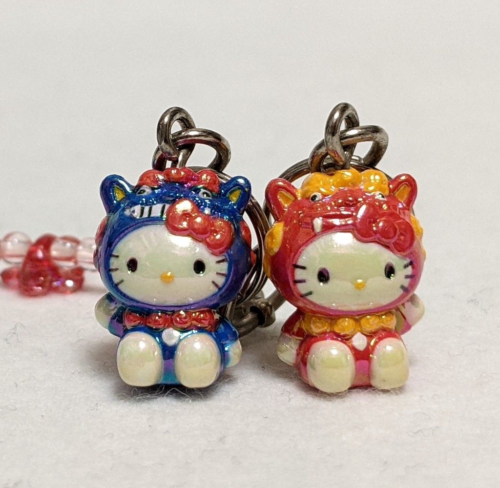 ハローキティ ストラップ ご当地キティ ツイン シーサー 沖縄 限定