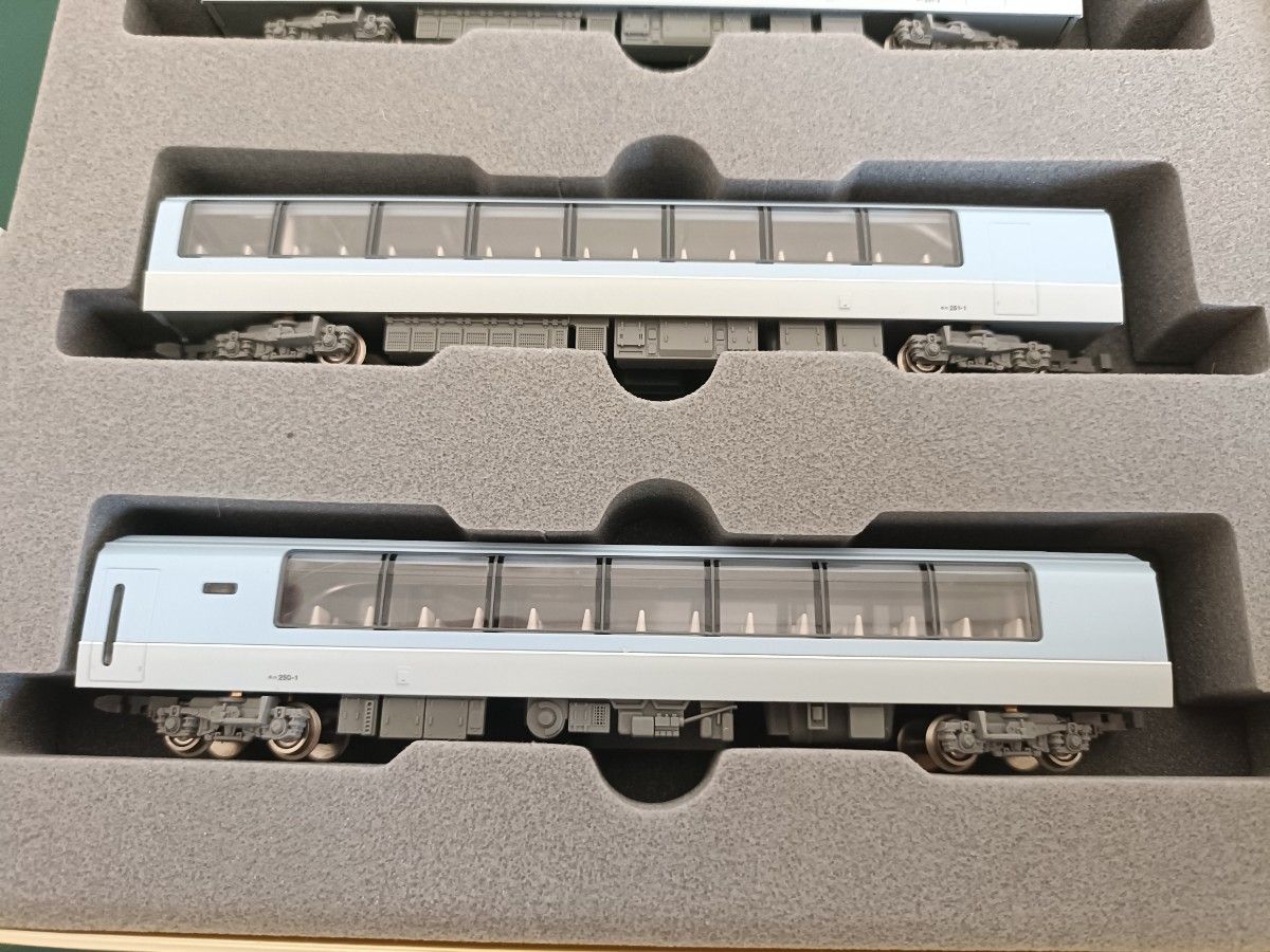 訳ありKATO 10-177 + 10-178 251系スーパービュー室内灯付き｜Yahoo