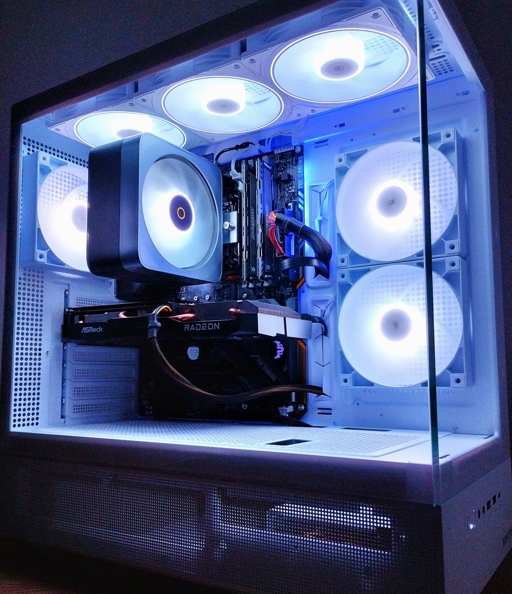 ゲーミングPC/Core i7 8700/RX6600/メモリ16GB/新品SSD512GB/最新