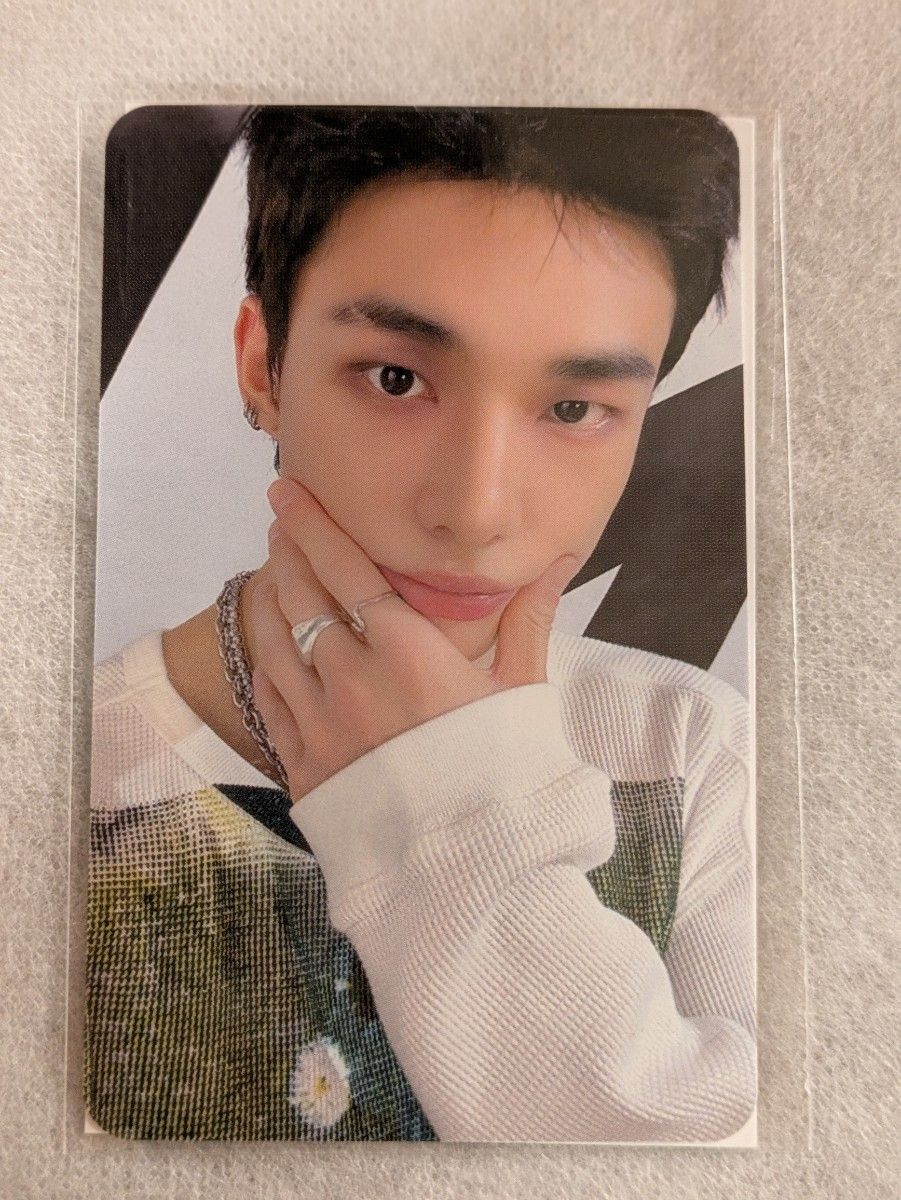 Stray Kids celebrATE リアルタッチフォトカード ヒョンジン｜Yahoo