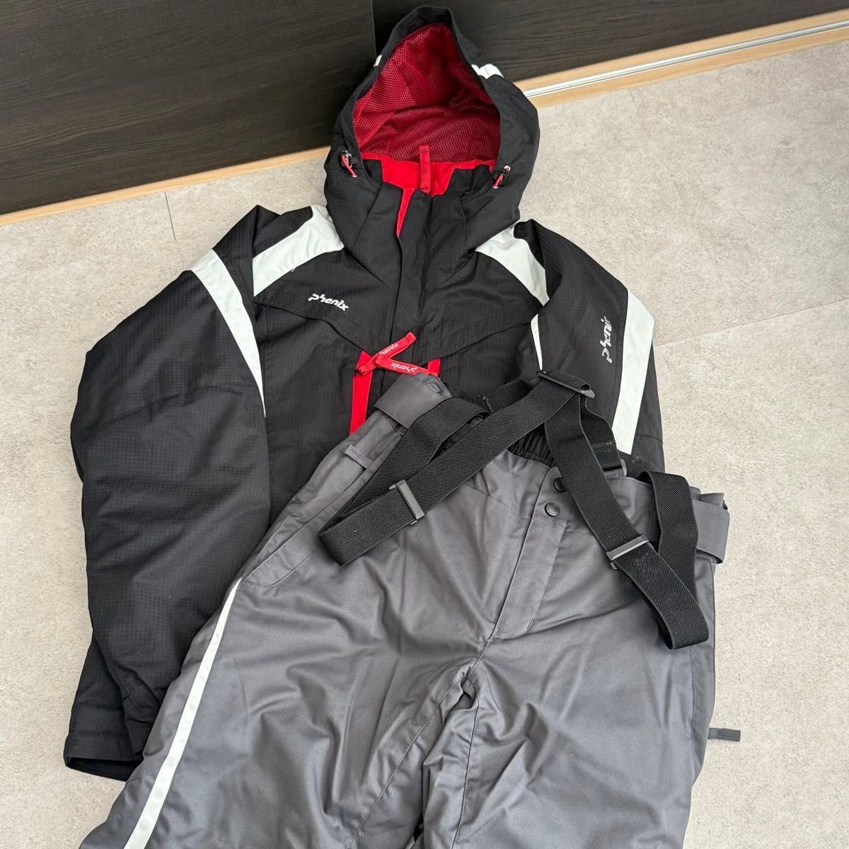 フェニックスPHENIX PEMD2090 Mサイズ メンズ スキーウェア 上下セット