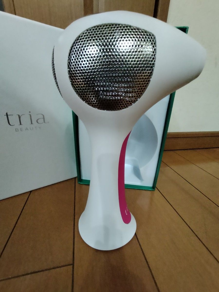極美品 2025年トリア パーソナルレーザー 脱毛器 4X LHR4 0 tria