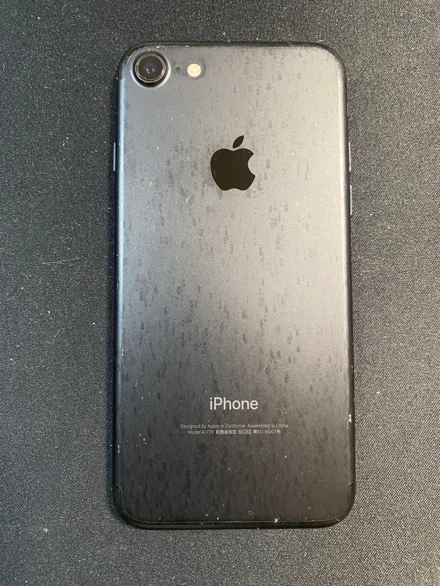 Apple iPhone 7 ブラック ※ジャンク品 部品取り用 iPhone 7 Black