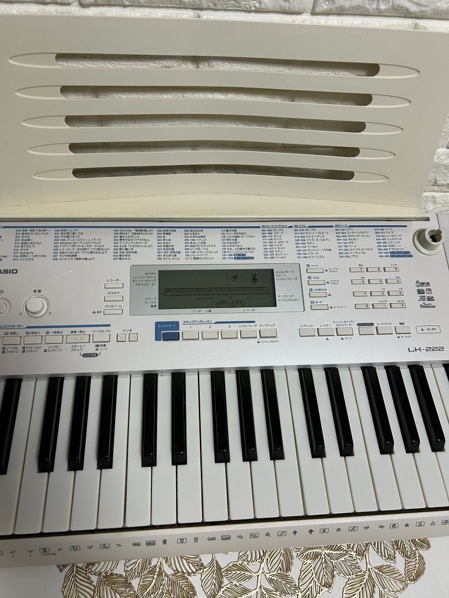 CASIO カシオ 光ナビゲーションキーボード LK-222 200曲 ピアノ 電子