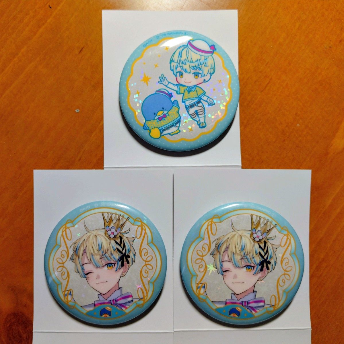 にじさんじ 【Oriens×サンリオキャラクターズ】キラキラ缶バッジ 緋八