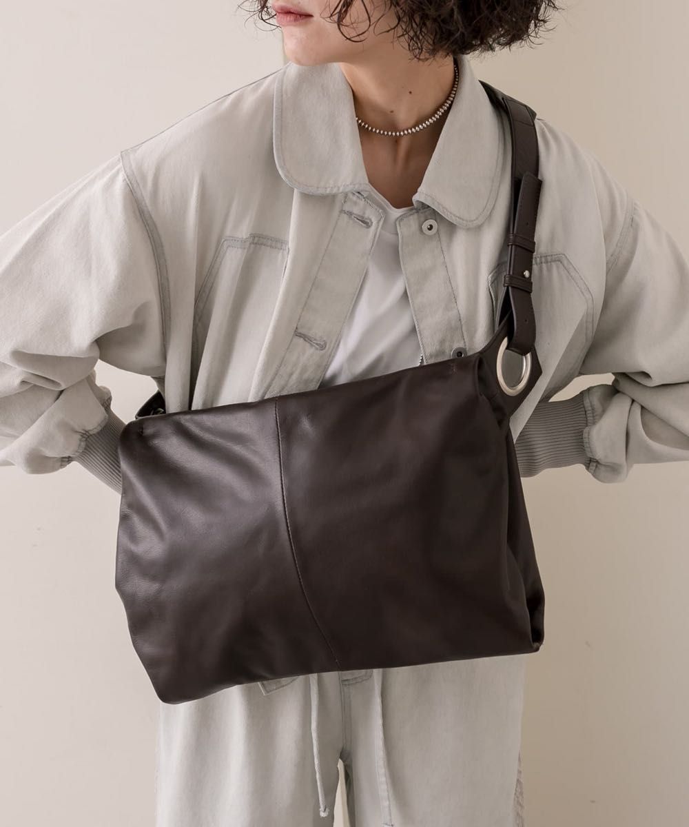 新品 ear PAPILLONNER kawa-kawa ハトメボディバッグ｜Yahoo!フリマ