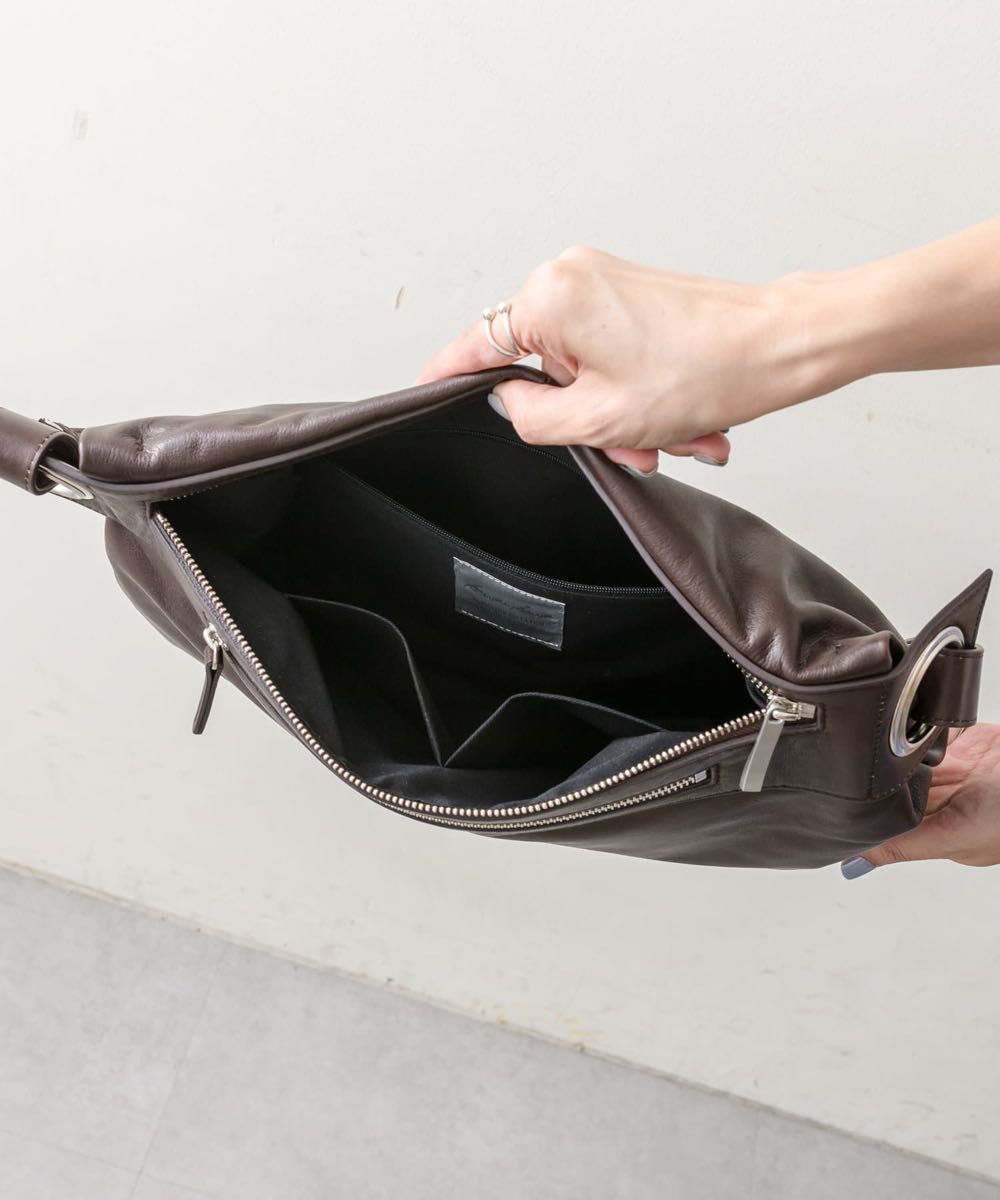 新品 ear PAPILLONNER kawa-kawa ハトメボディバッグ｜Yahoo!フリマ