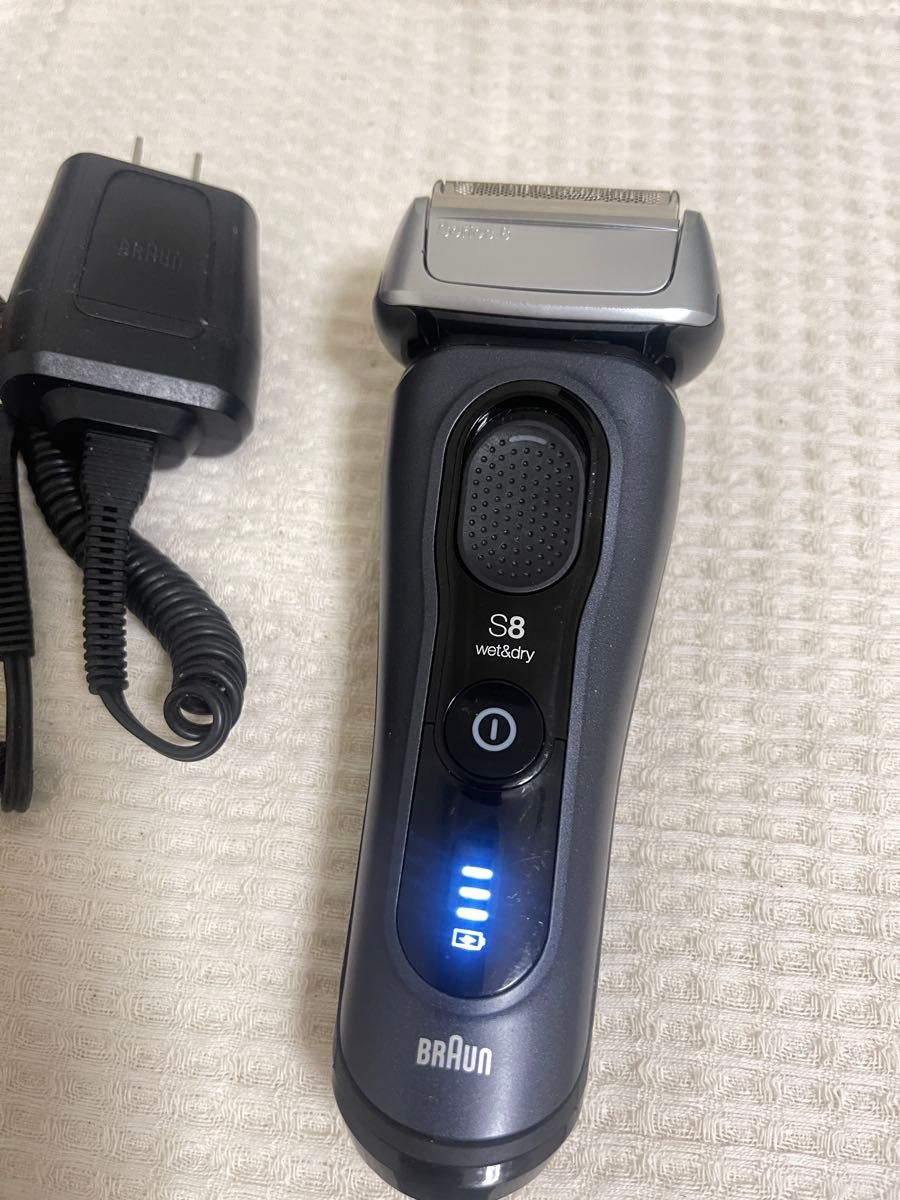 未使用 本体 展示品 ブラウンシェーバー シリーズ8｜Yahoo!フリマ（旧