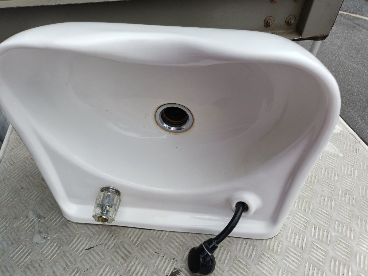 2台在庫 タカラベルモント/美容室サロン用 掛壁式シャンプー台 理髪