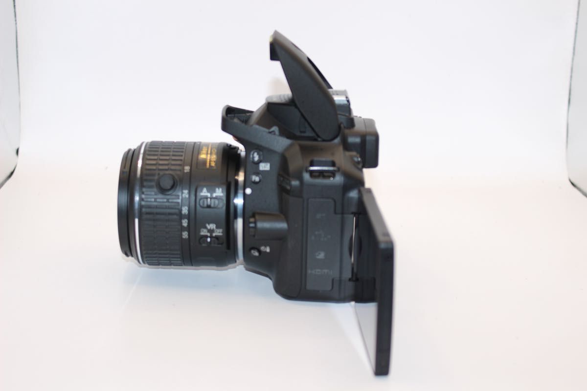 美品 Wi-Fi搭載 Nikon D5300 自撮り 動画 画面回転 ニコン デビュー