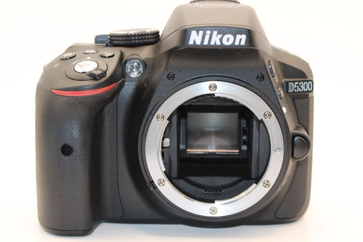 美品 Wi-Fi搭載 Nikon D5300 自撮り 動画 画面回転 ニコン デビュー