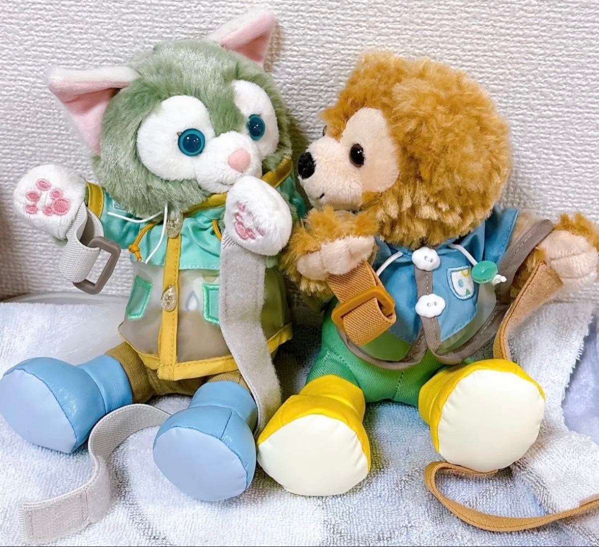 ダッフィー＆フレンズ TDSビューティフル・レイニーデイズカーテン