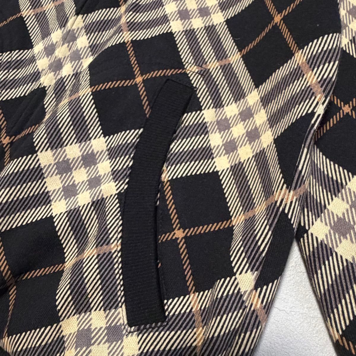 バーバリーブルーレーベル】日本製 ノバチェック ホースロゴ刺繍