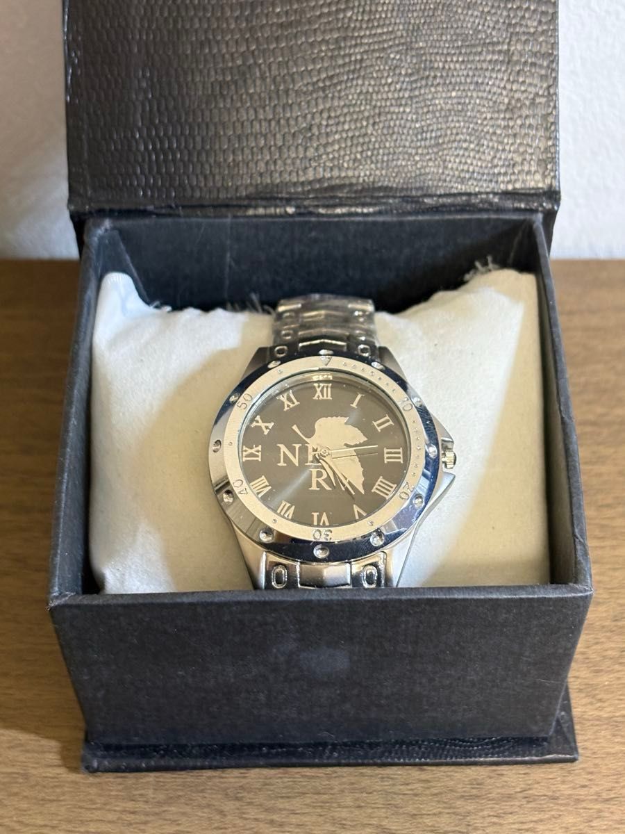 エヴァンゲリオン NERV 腕時計 購入 シルバー