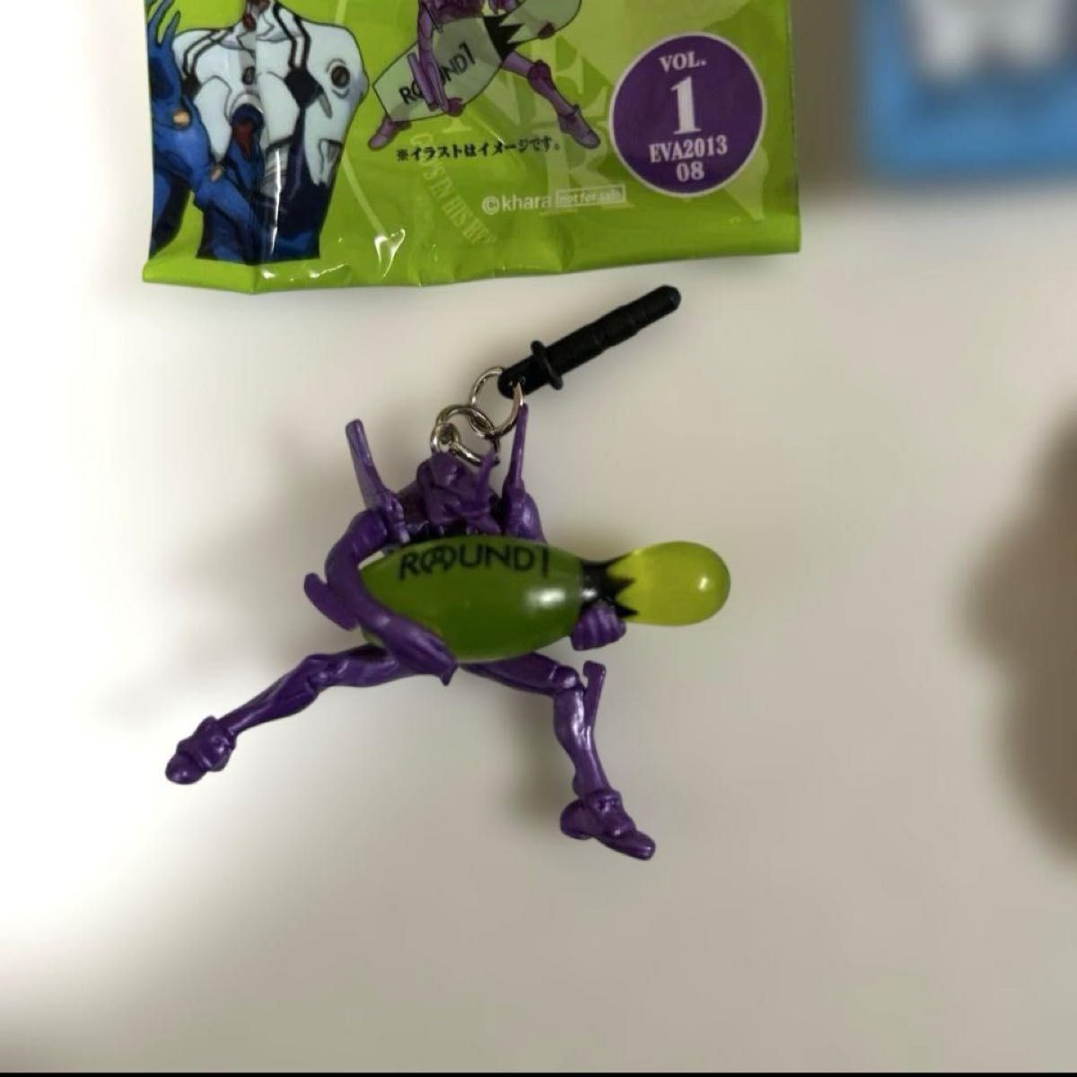 ラウンドワン ハローキティ ストラップ エヴァンゲリオン イヤホン