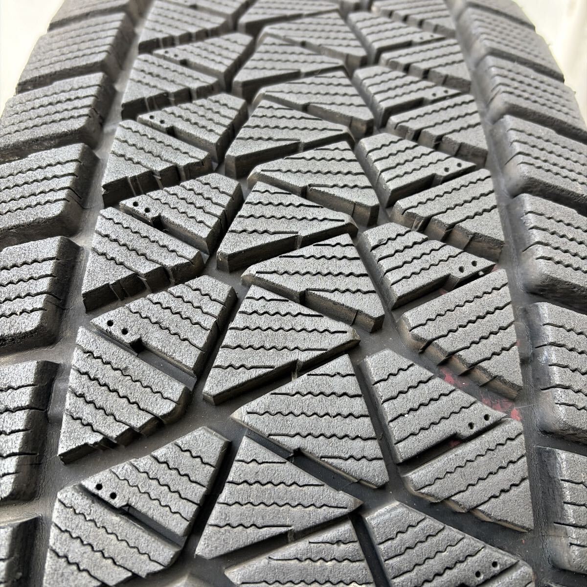 超バリ山 ブリヂストン BLIZZAKブリザック DM-V2 225/65R17 2本SET