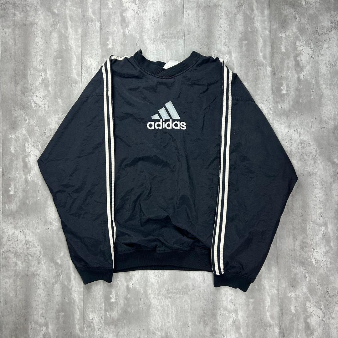 アディダス 刺繍ロゴ 常田大希着用 ナイロンジャケットプルオーバー