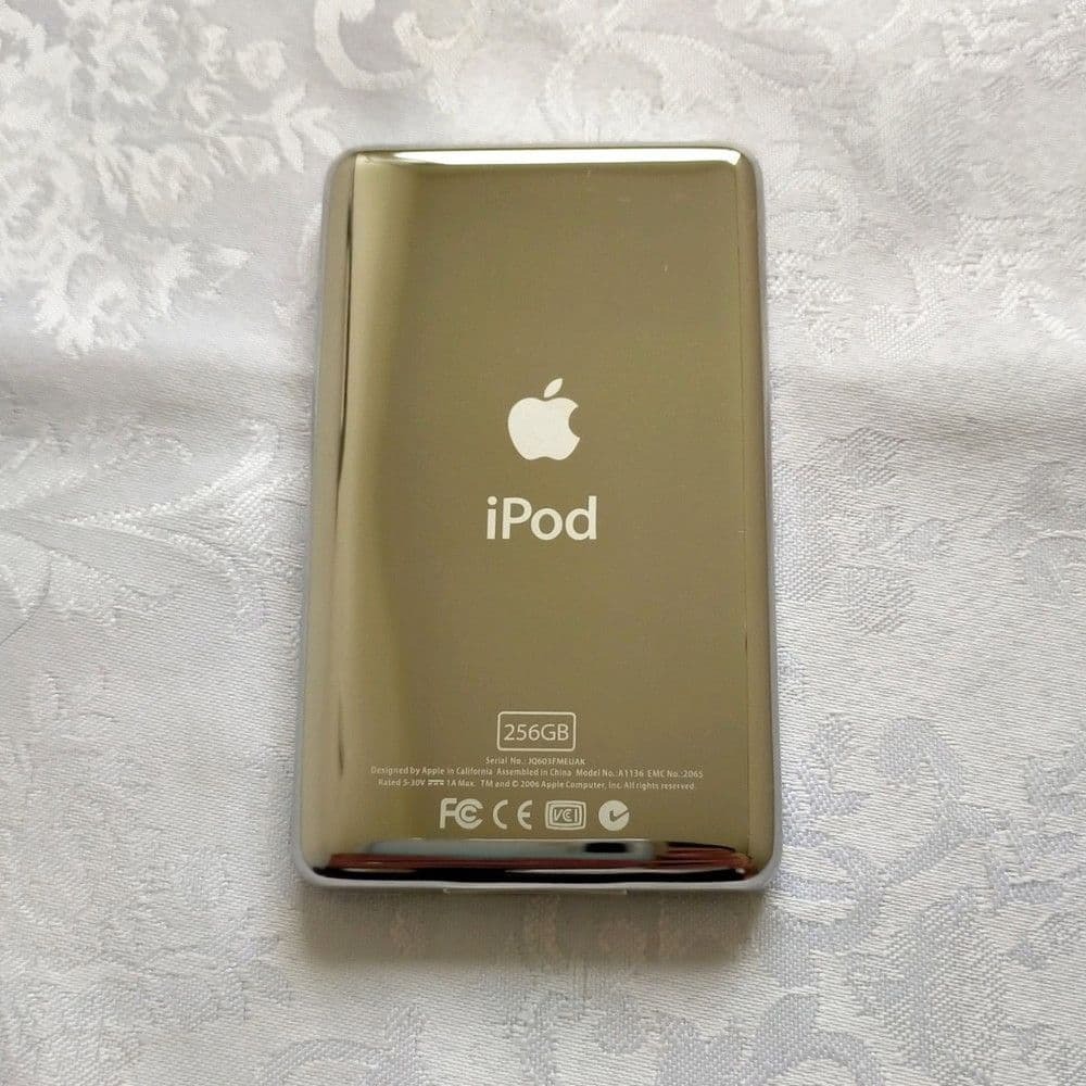 美品】【大容量化】iPod Classic 第6世代 MC293化 シルバー｜Yahoo