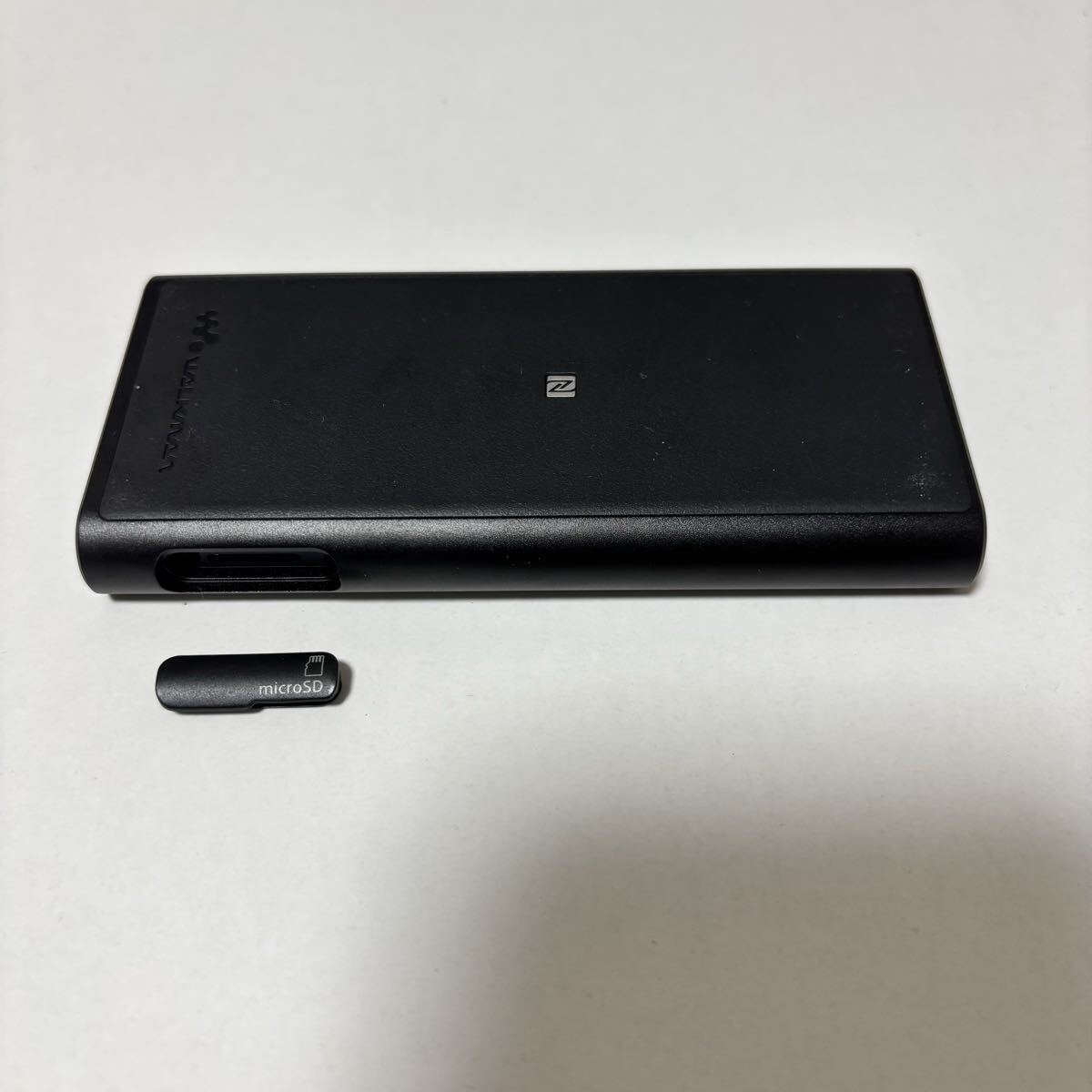 美品 SONY NW-ZX300G 128GB WALKMAN 箱 説明書 本体 美品 SONY NW