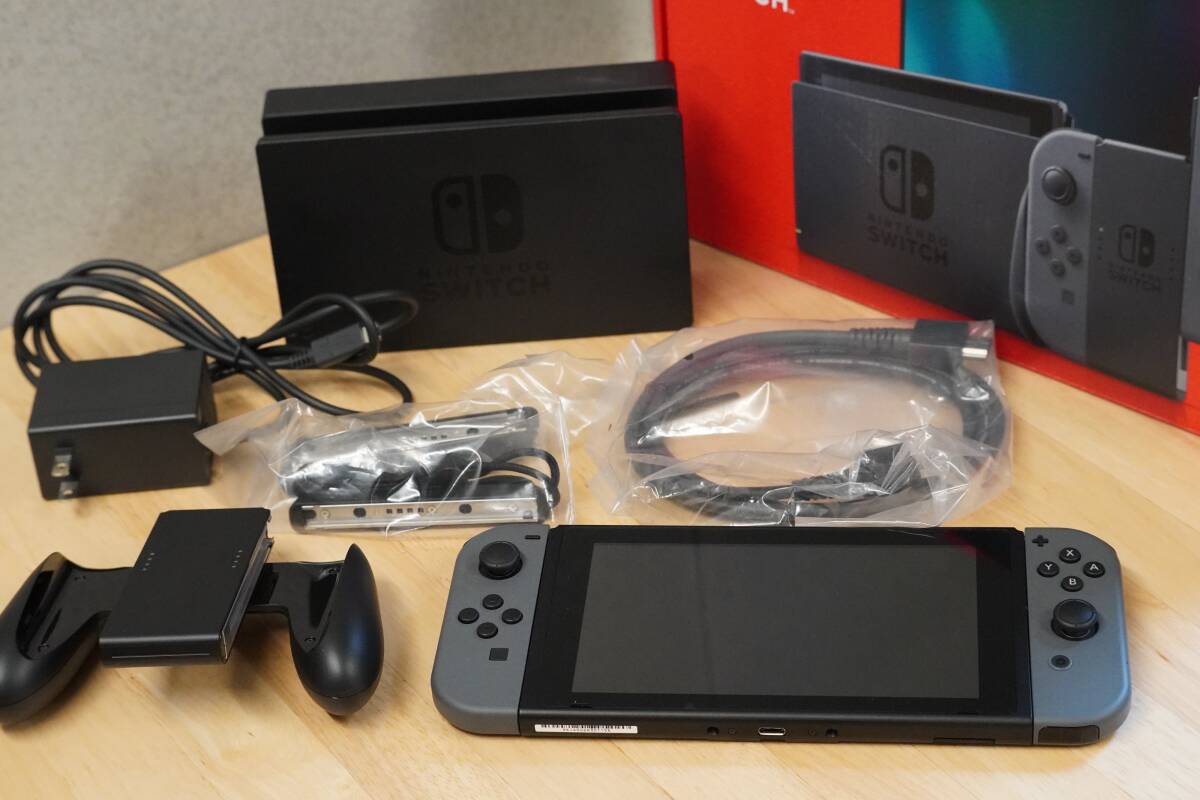 任天堂 Nintendo Switch 本体 セット グレー 初期化/動作確認済