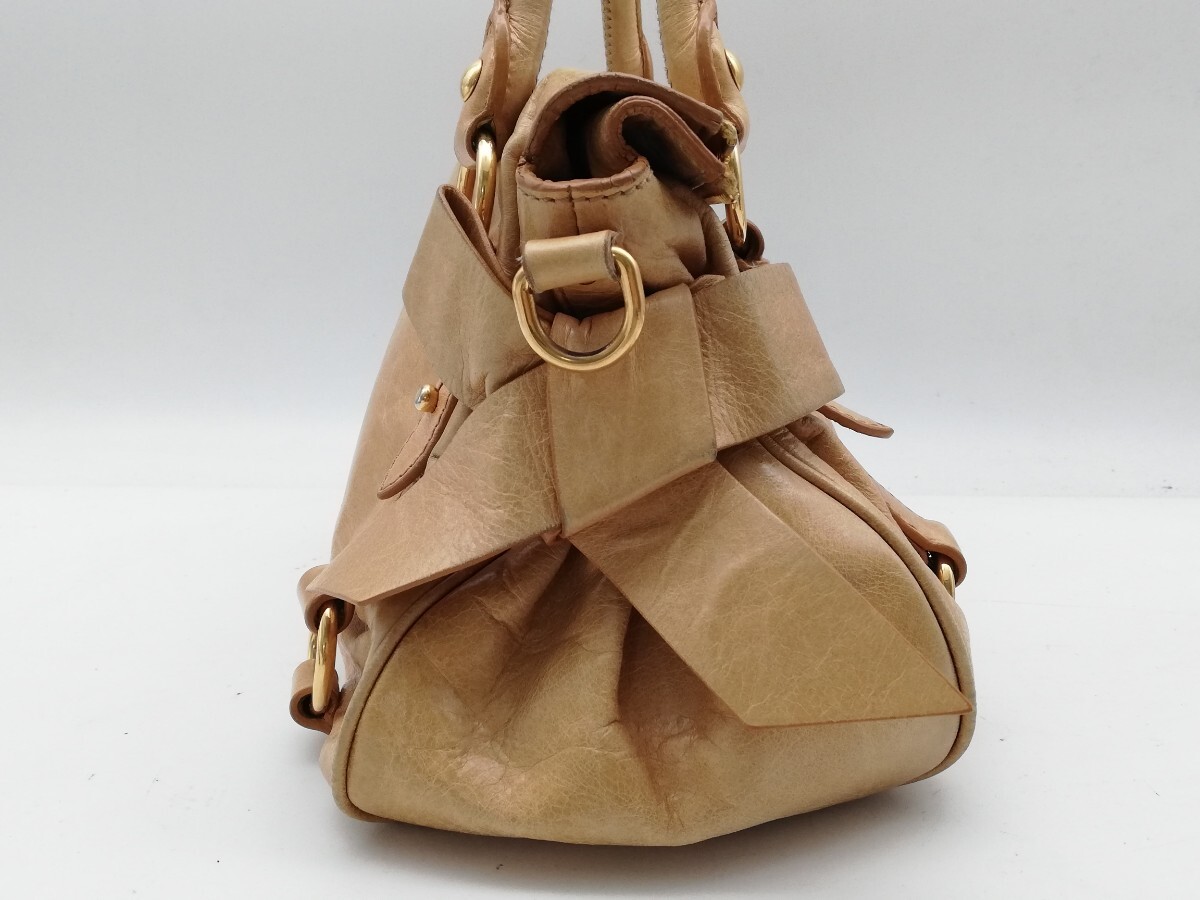 miu miu ハンドバッグ 2way レザー ロゴ ベージュ系 ショルダーバッグ