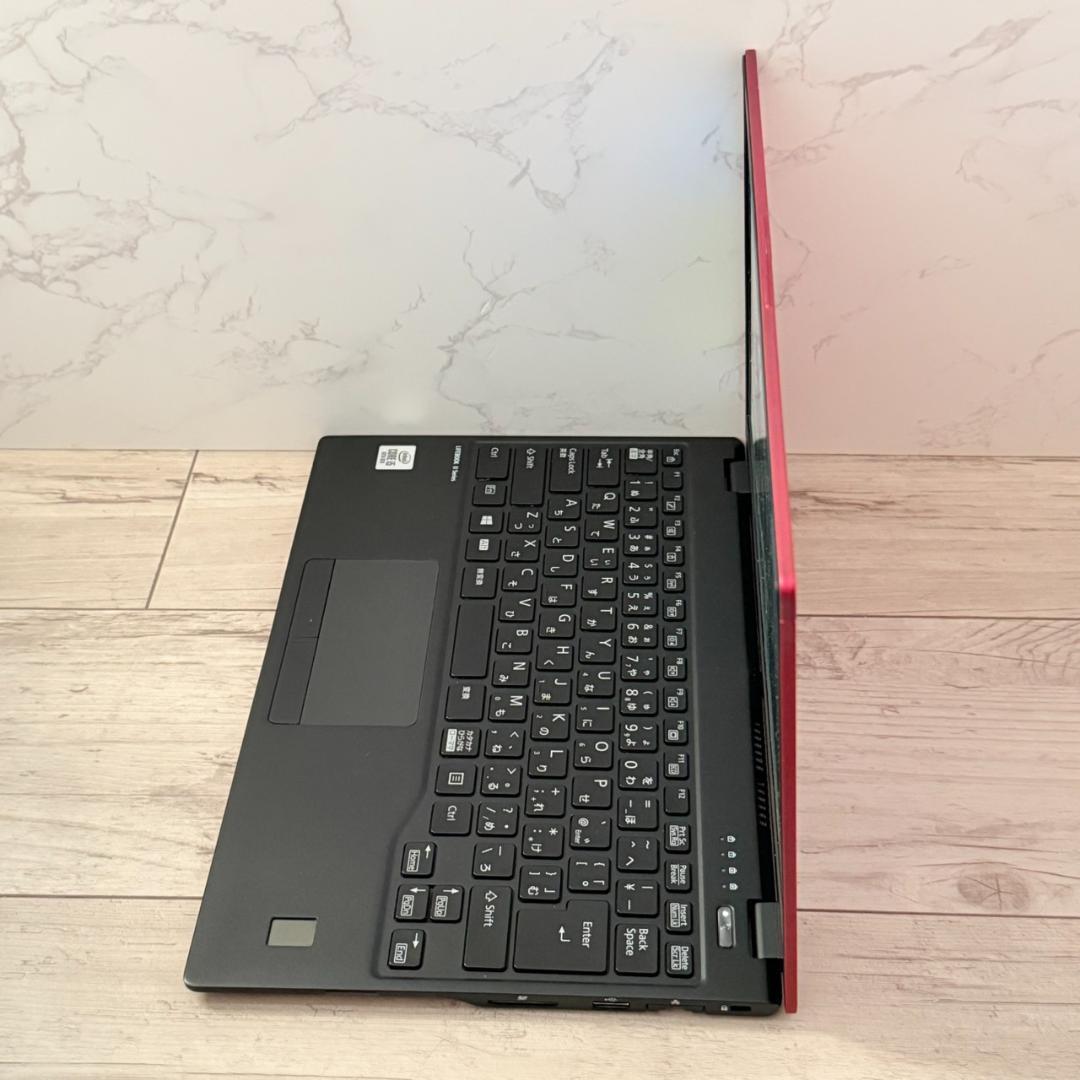 富士通 薄型ノートPC 第10世代core i5 オフィス バッテリー良好 Office