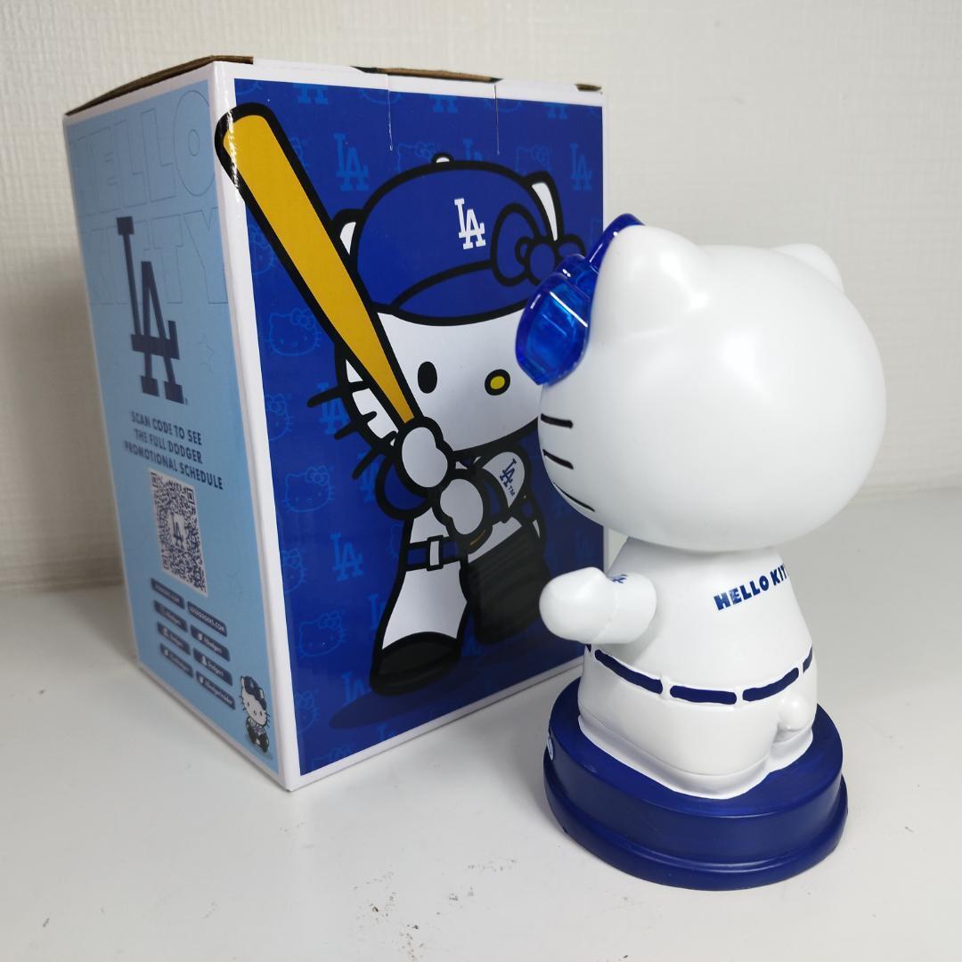 ドジャース ハロー キティ ボブルヘッド 非売品 首振り人形 フィギュア