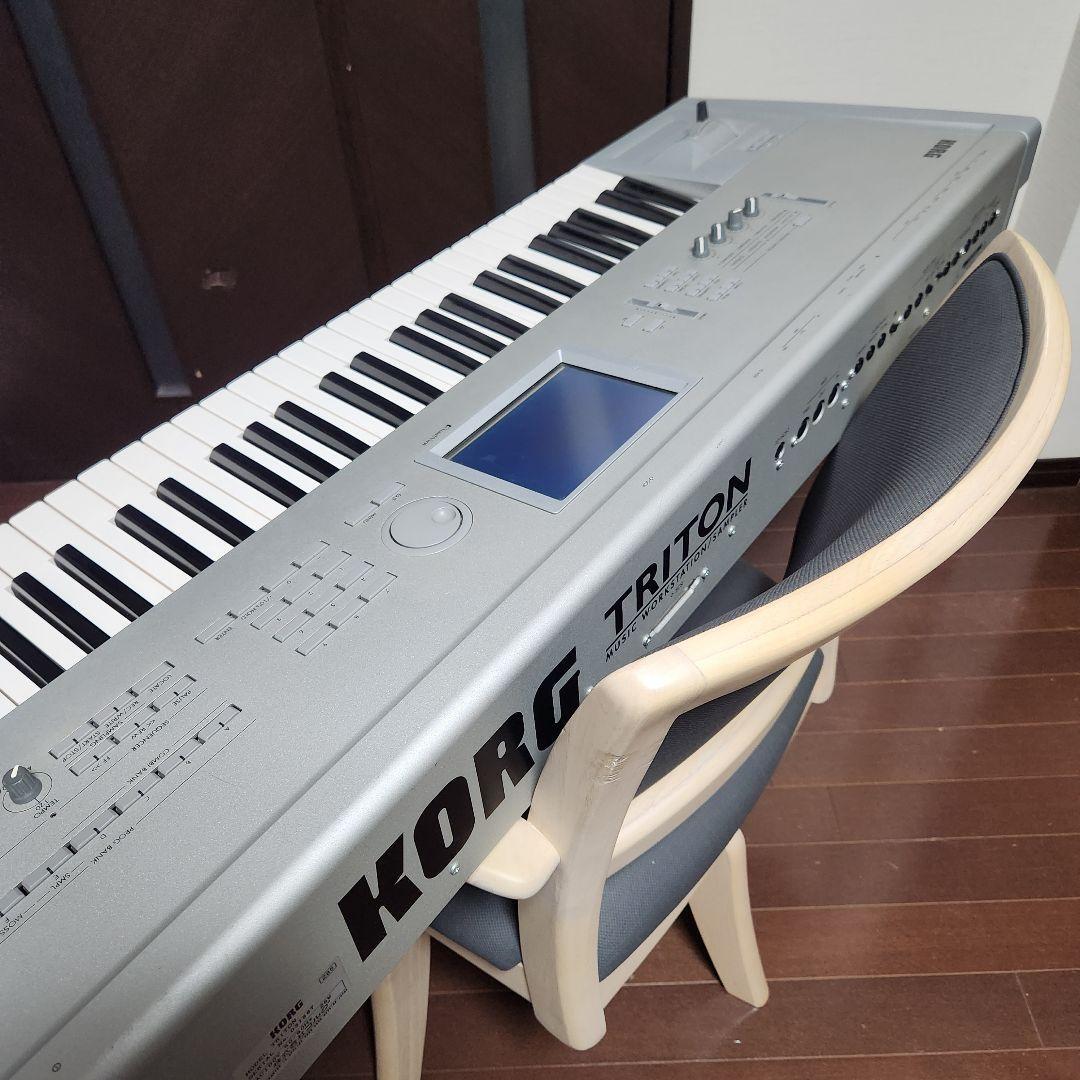美品】KORG TRITON シンセサイザー 61鍵 EXB-PCM04付き｜Yahoo!フリマ