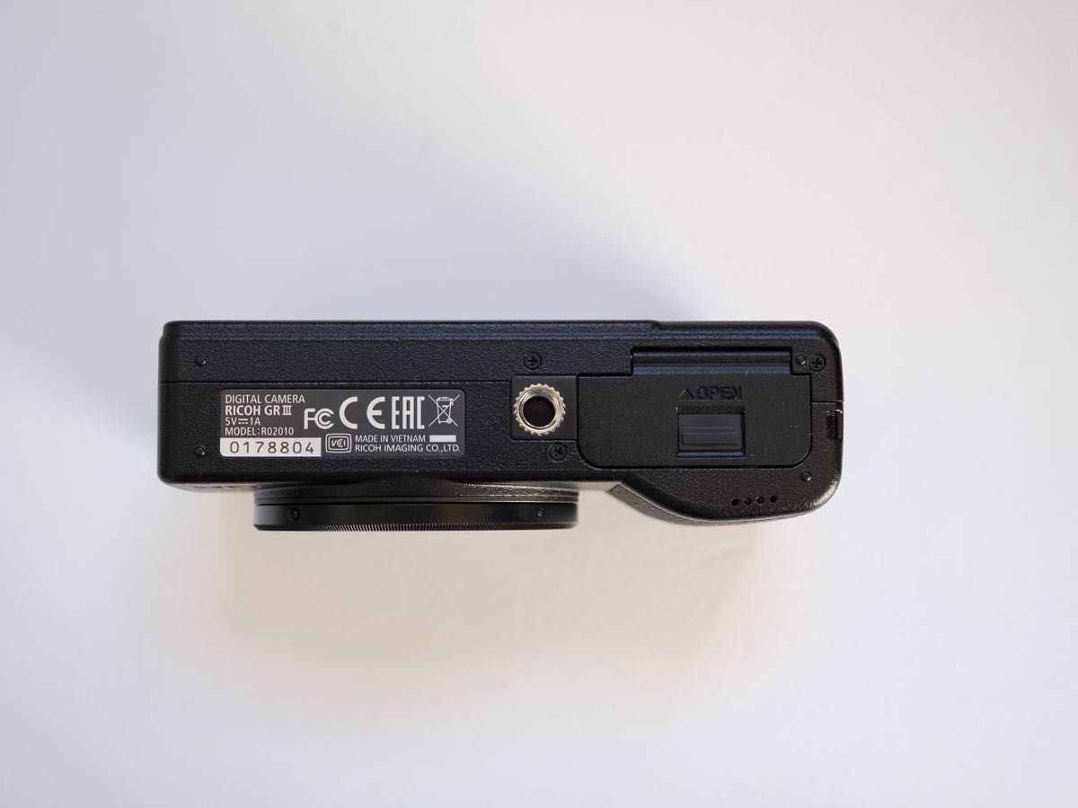美品】RICOH GR III ショット数約1500枚｜Yahoo!フリマ（旧PayPayフリマ）