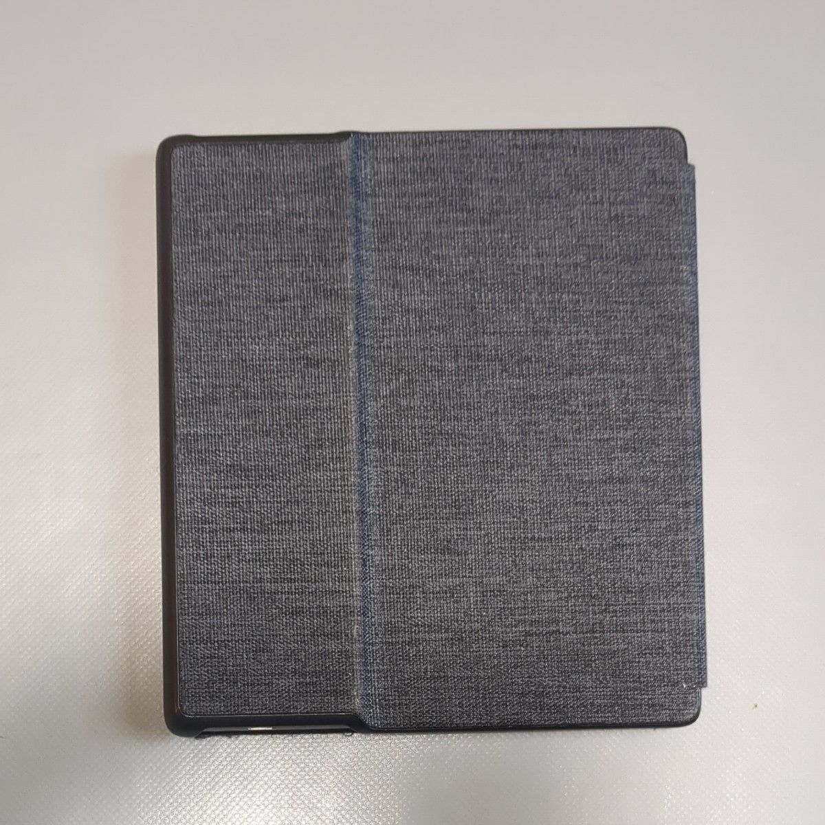 Amazon Kindle Oasis 3G（2017/第9世代） 32GB 電子書籍リーダー