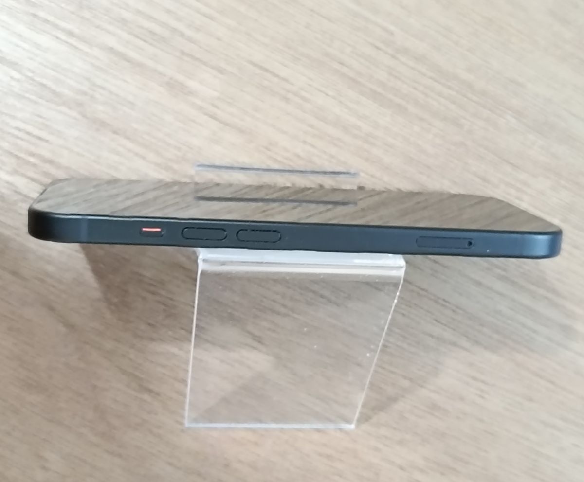 iPhone 15 128GB ブラック SIMフリー｜Yahoo!フリマ（旧PayPayフリマ）