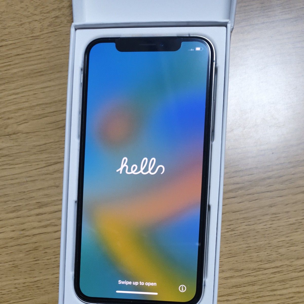 新品未使用 iPhone XS シルバー 64GB SIMフリー メーカー交換品