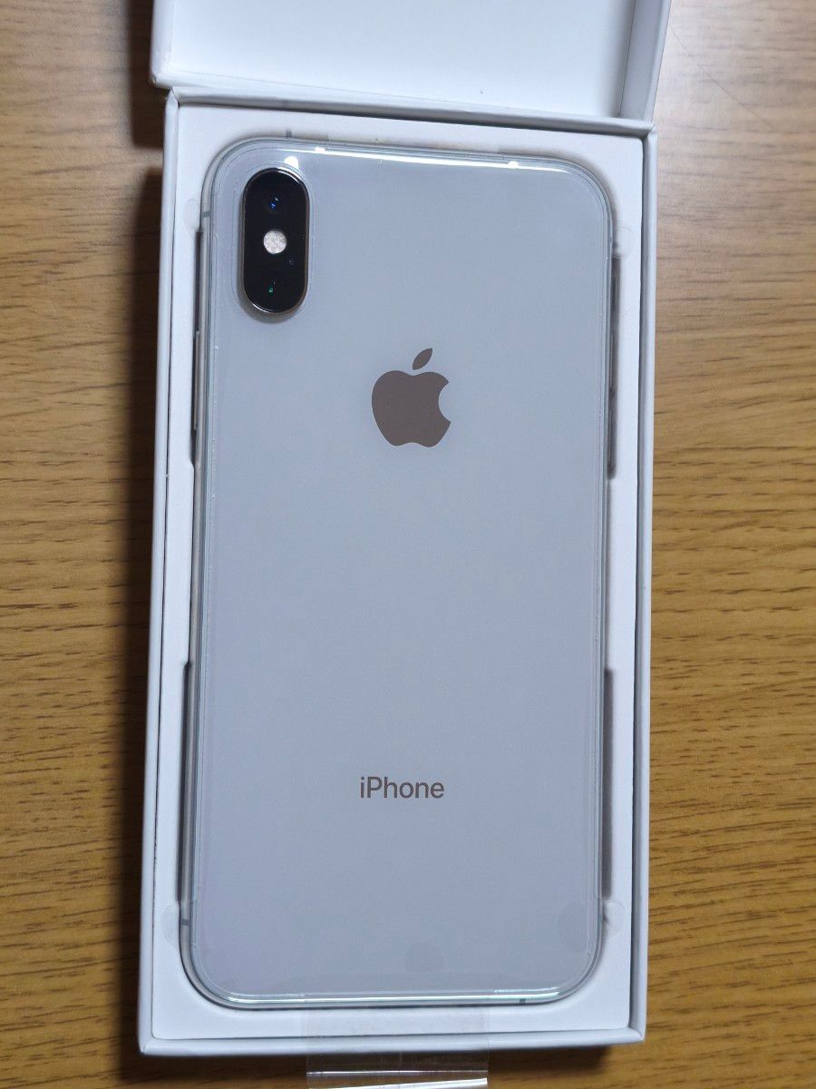 新品未使用 iPhone XS シルバー 64GB SIMフリー メーカー交換品