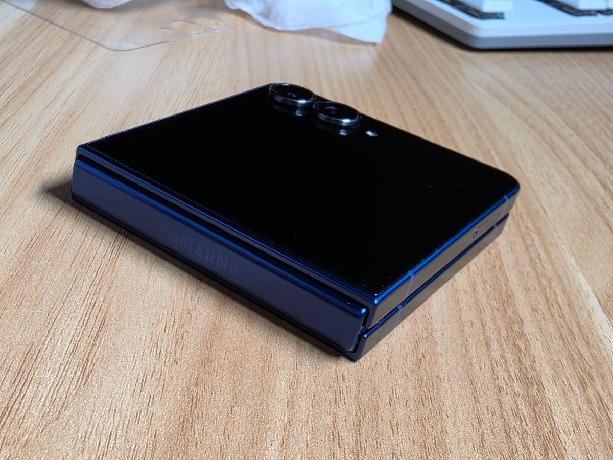 国内SIMフリー版】Samsung Galaxy Z Flip7 12GB/256GB ブルーシャドウ