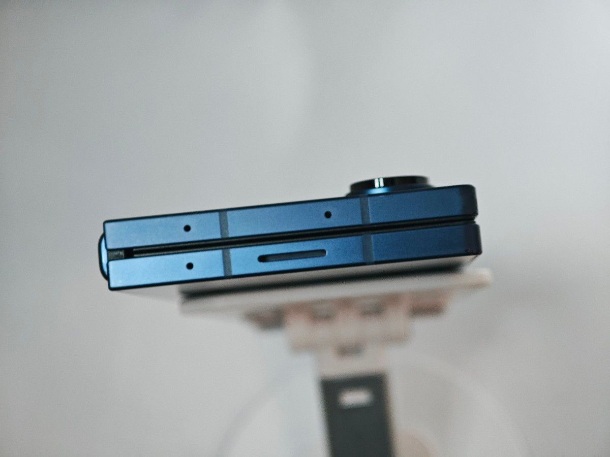 美品】Galaxy Z Fold6 ネイビー 256GB 韓国版｜Yahoo!フリマ（旧PayPay