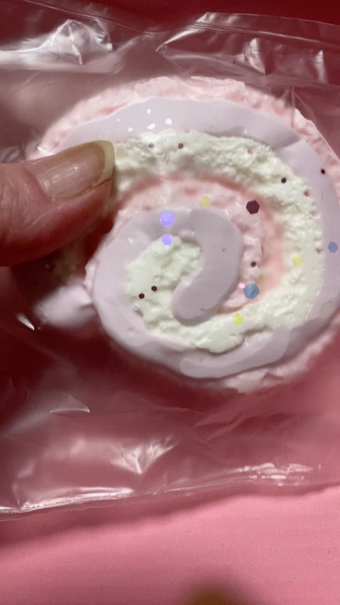 momoのほっこりスクイーズセット｜ミニロールケーキ型4種+マグネット