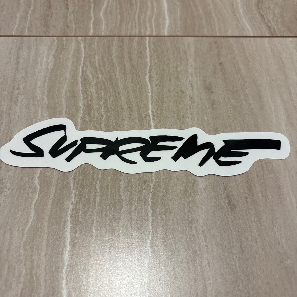 SUPREME フューチュラ ステッカー ブラック｜Yahoo!フリマ（旧PayPay