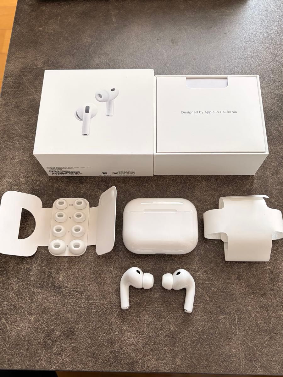 AirPods Pro3 本体 付属品完備 美品 おまけケース付き｜Yahoo!フリマ