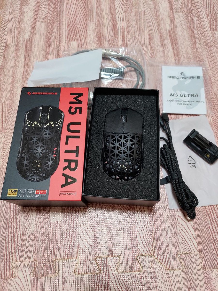 使用3日・美品）Mamba Snake M5 Ultra 超軽量ゲーミングマウス