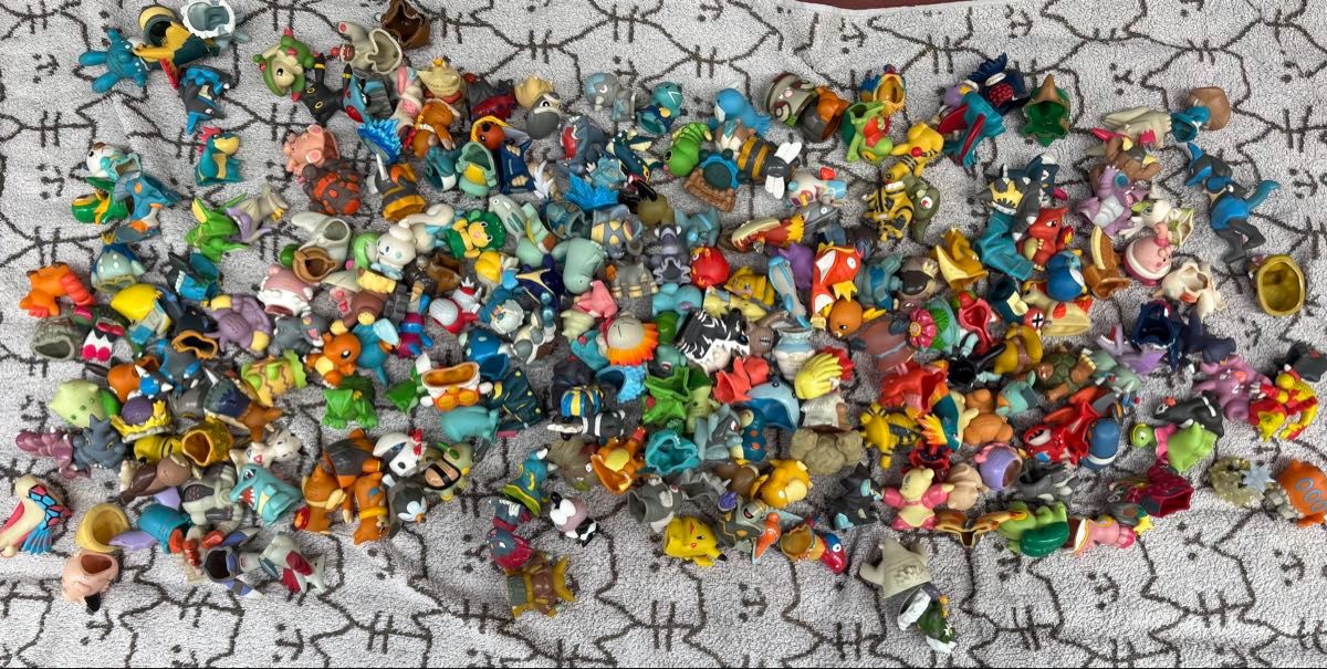 ポケモンキッズ 指人形 フィギュア 大量 まとめ売り 多数セット200体