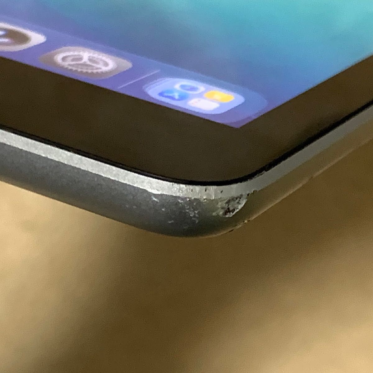 iPad 第9世代 10 9インチ 64GB シルバー SIMフリーCellular