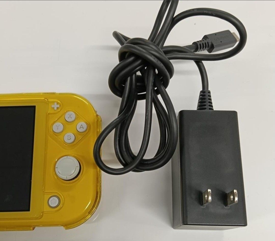 Nintendo Switch Lite イエロー ニンテンドースイッチライト 充電器