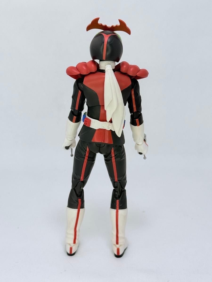 S H Figuarts 仮面ライダーストロンガー＆カブトローセット 「仮面