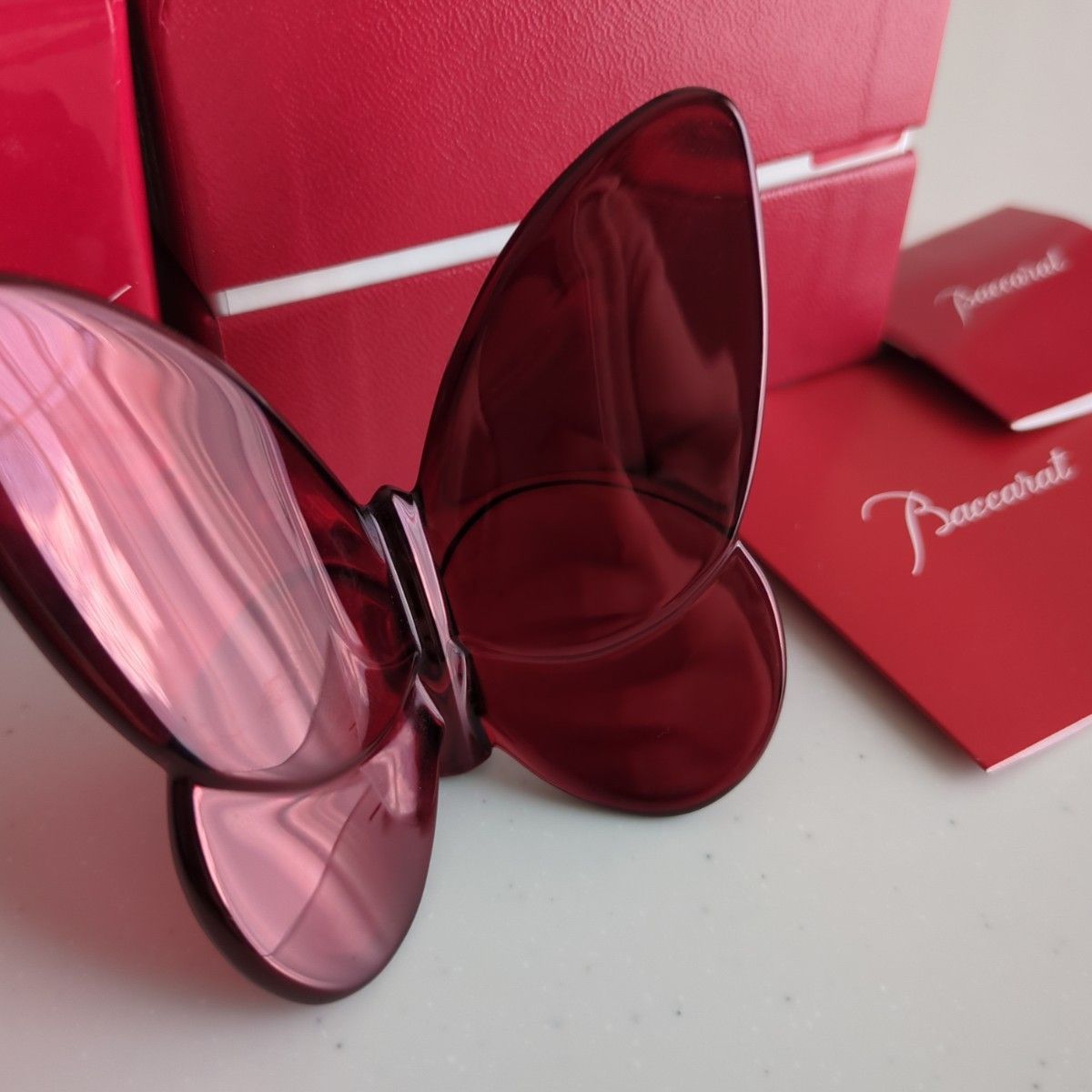 バカラ ラッキーバタフライ パピヨン 赤 レッド 置き物 クリスタル