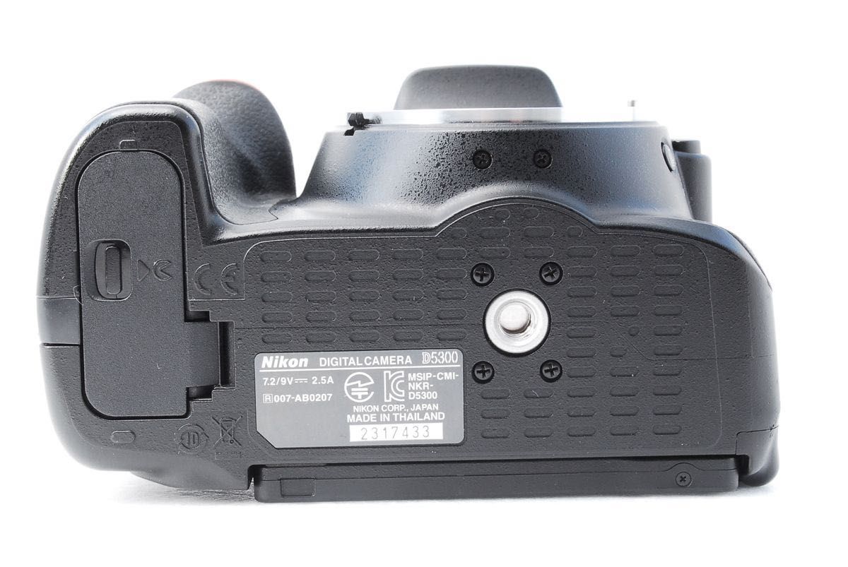 美品】 Nikon D5300 Wi-Fi搭載 自撮りOK スマホ転送 元箱付き 初心者