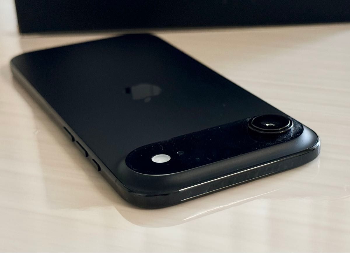 iPhone Air 512GB 純正ケース付 バッテリー100% ブラック｜Yahoo