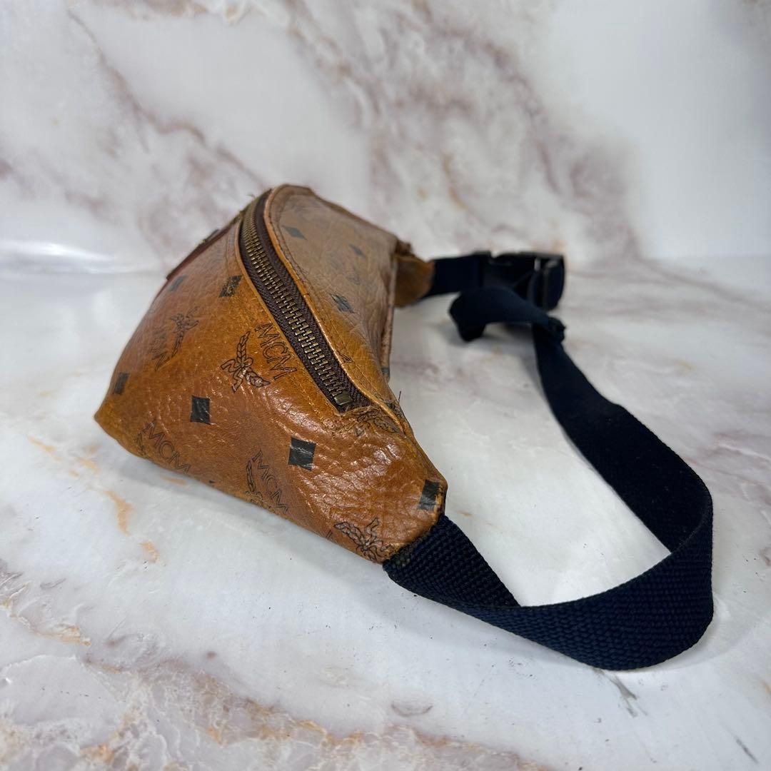 希少 大人気 MCM ヴィセトス レザー ウエストポーチ ボディバッグ ロゴ