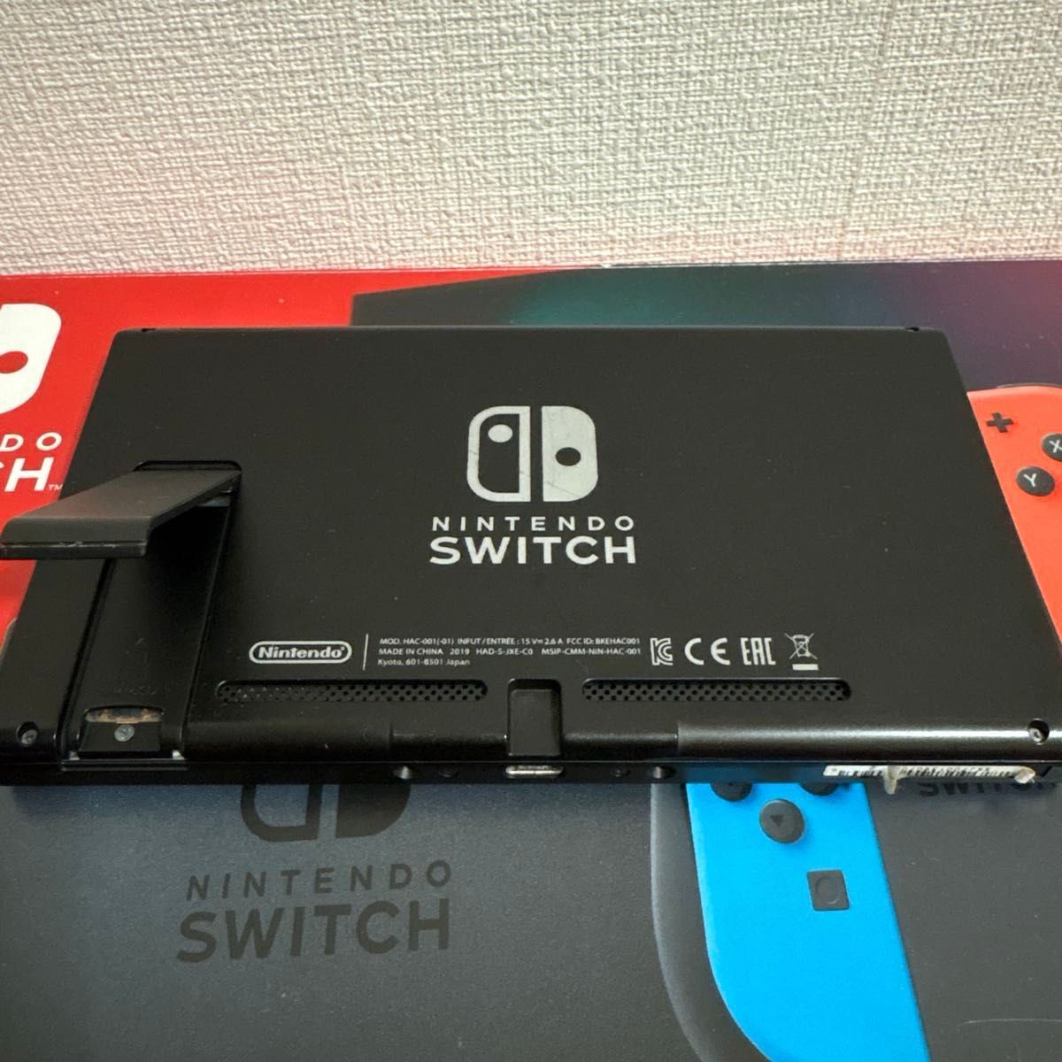 本体のみ Nintendo Switch 2019年製 ニンテンドースイッチ バッテリー