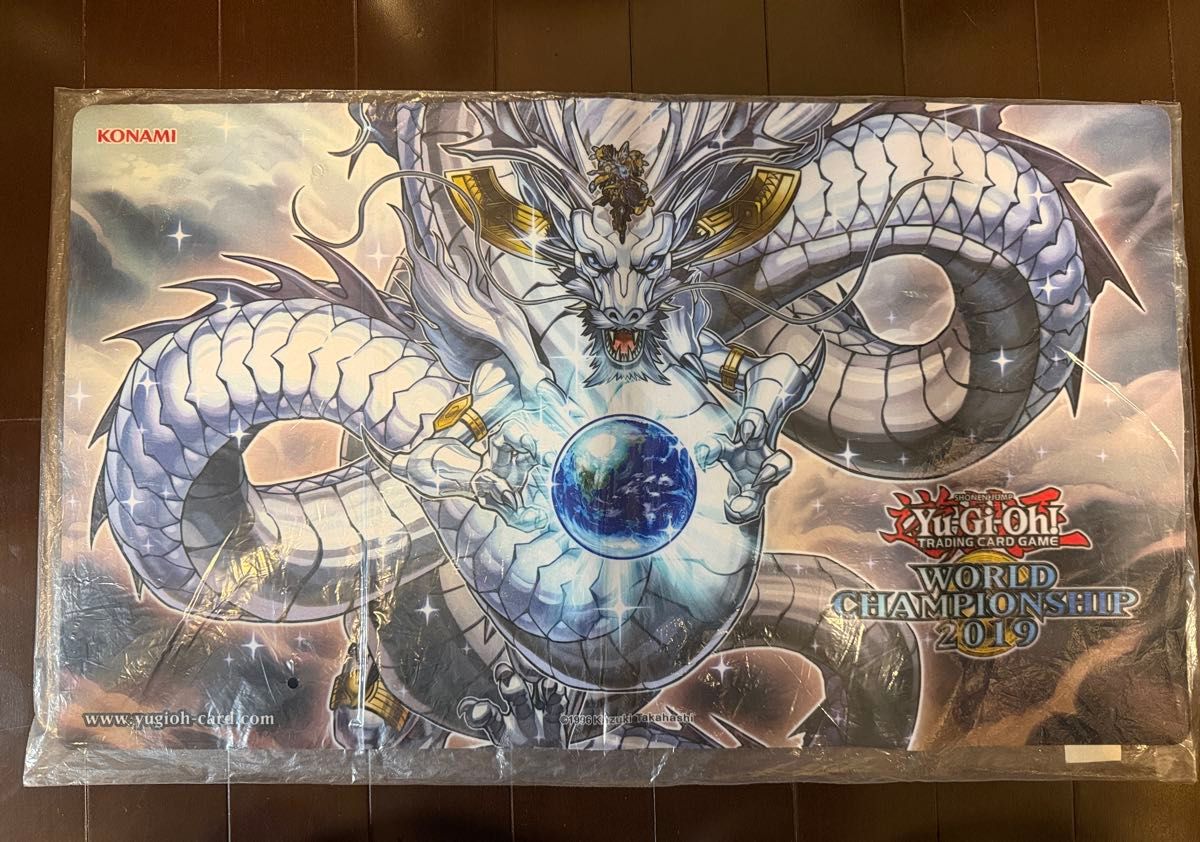 遊戯王 英語版 公式プレイマット 神峰之天津オカミ WCS2019｜Yahoo